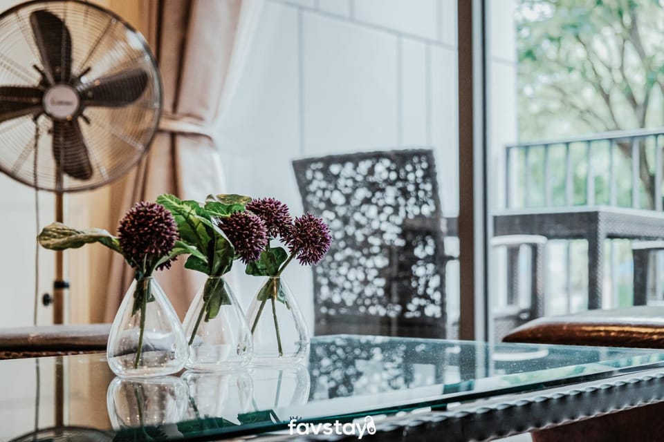 Decorative detail, Dining area