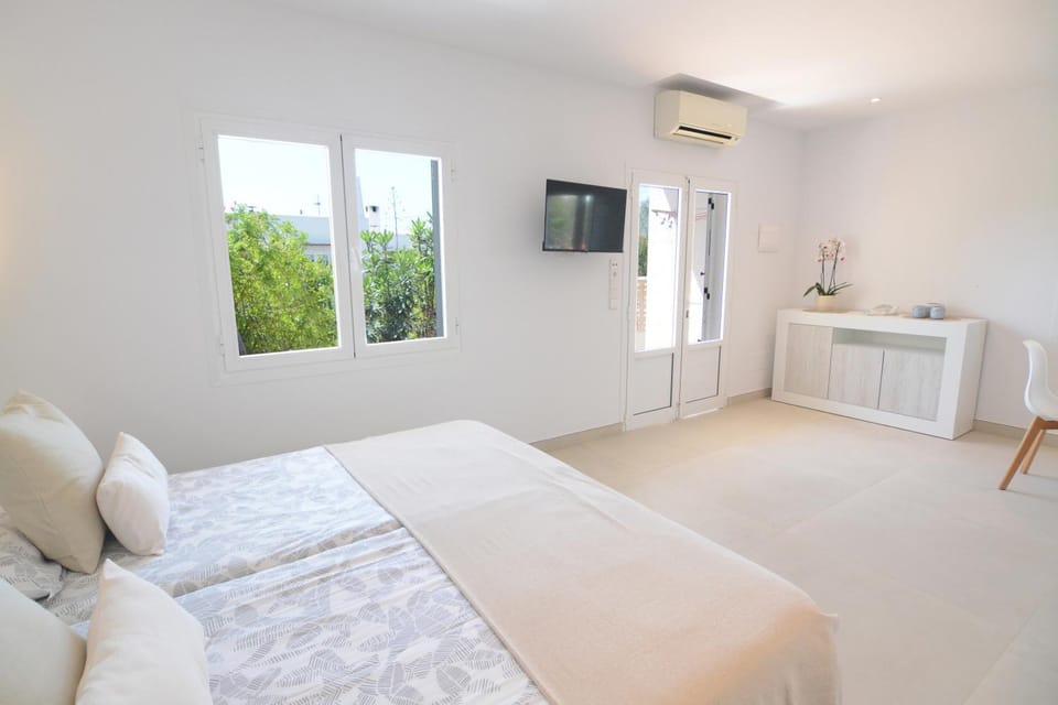 Bedroom, Garden view