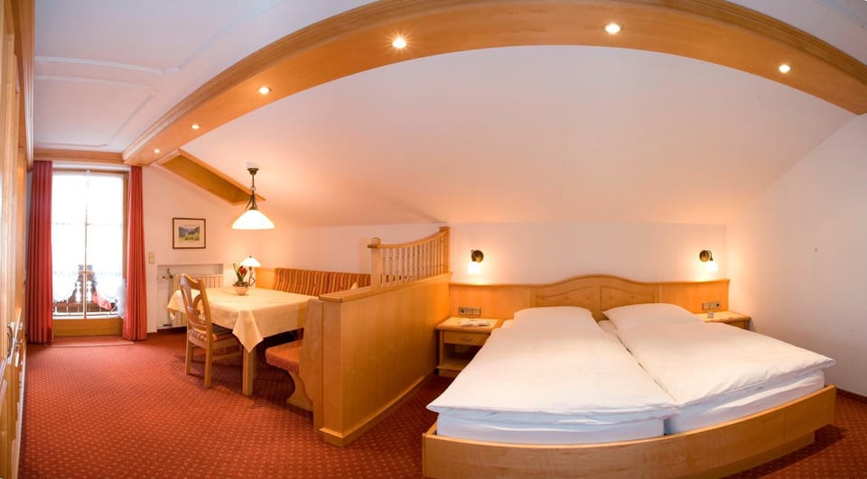 Living room, Bedroom