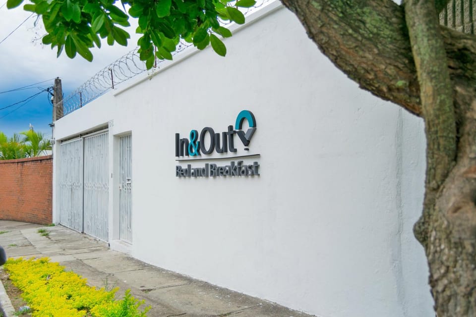 Property building, Facade/entrance, Property logo or sign