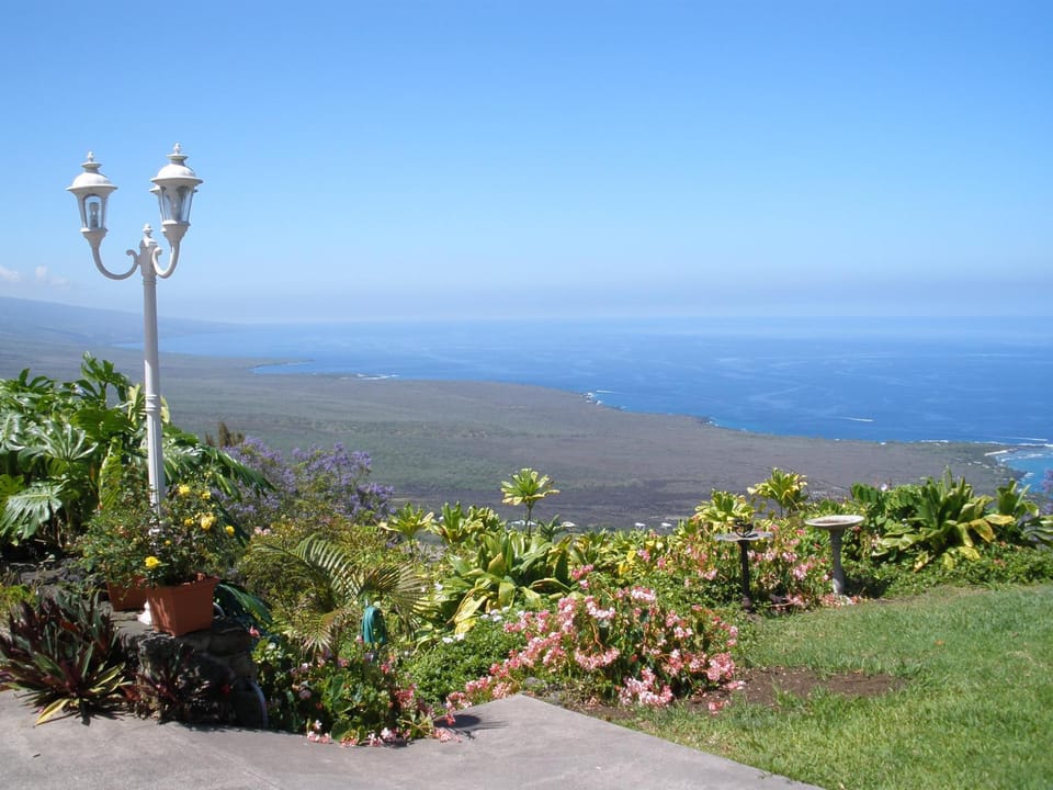 Day, Natural landscape, Garden, Garden view, Mountain view, Sea view
