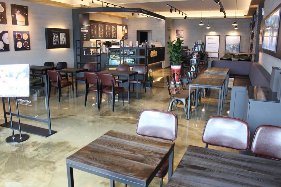 Lounge or bar