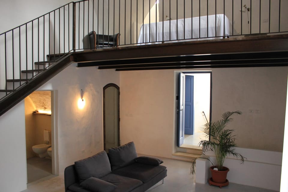 Living room, Photo of the whole room, Bedroom