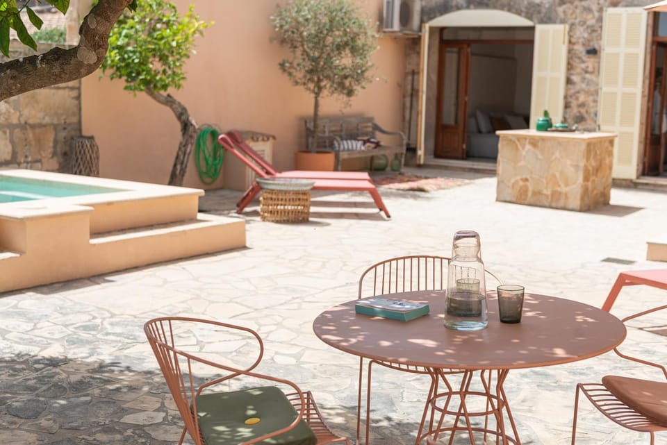 Balcony/Terrace, Swimming pool, sunbed