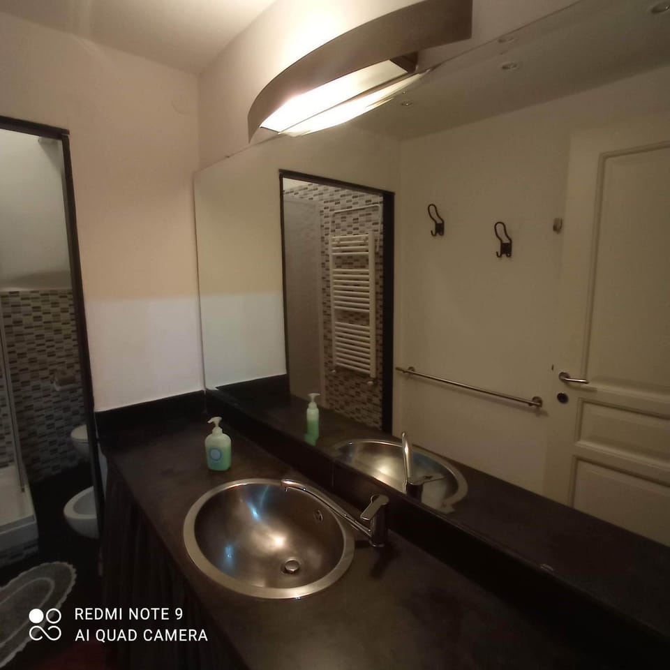 Domus Sottoripa Apartment in Genoa