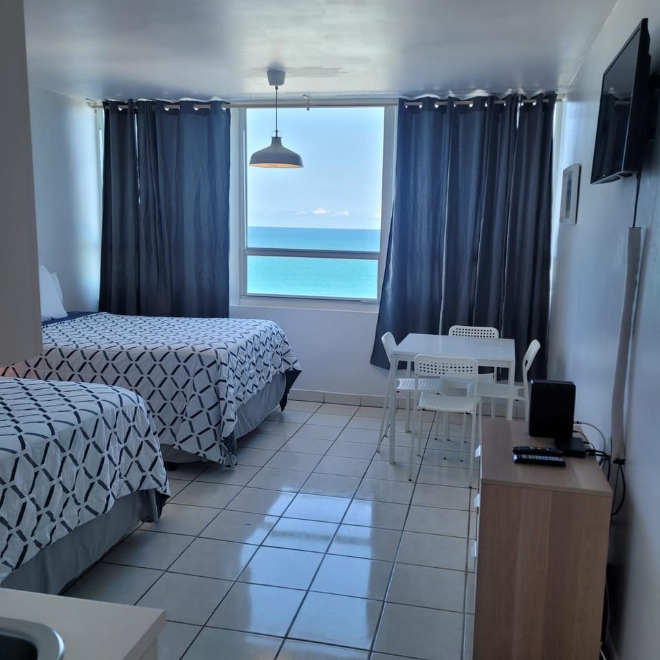 Ocean Front Studio Units Apartment in Miami Beach