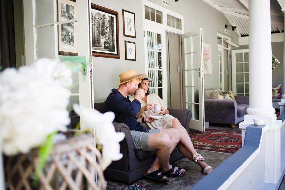 People, Seating area