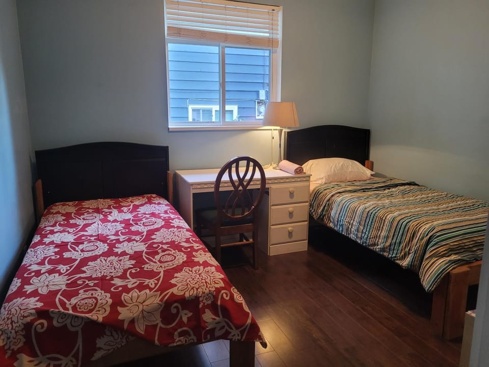 Vancouver Jenny's Guesthouse Bed and Breakfast in Coquitlam