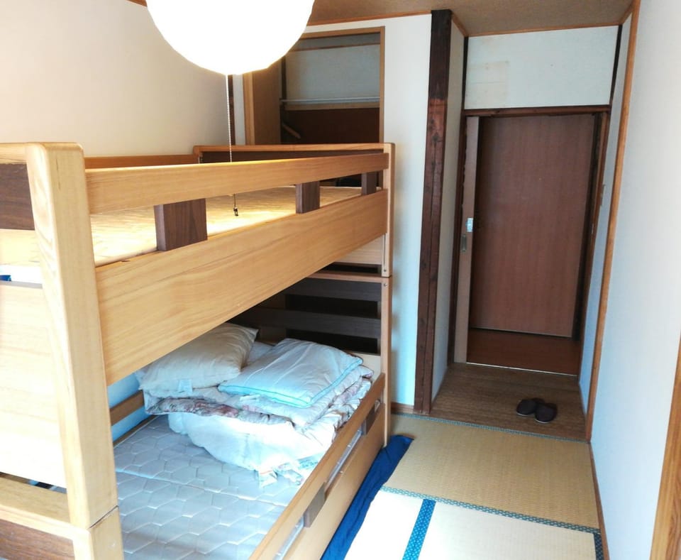 bunk bed