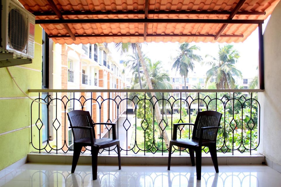 Balcony/Terrace, Seating area, Garden view