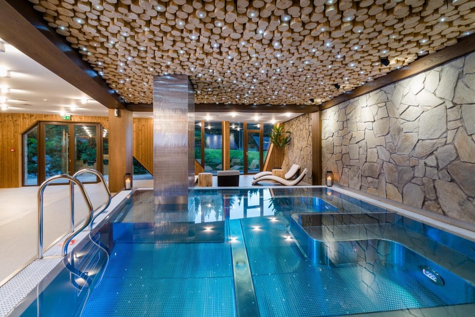 Hot Tub, Spa and wellness centre/facilities, Pool view, Swimming pool