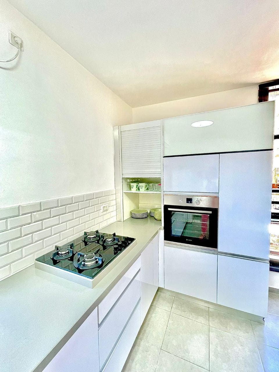 Kitchen or kitchenette, pet friendly, stove