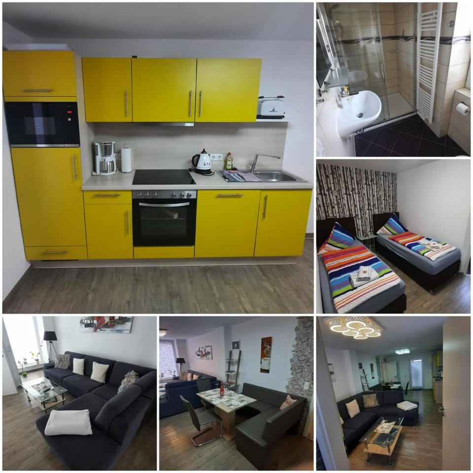 Bed, Kitchen or kitchenette, Living room