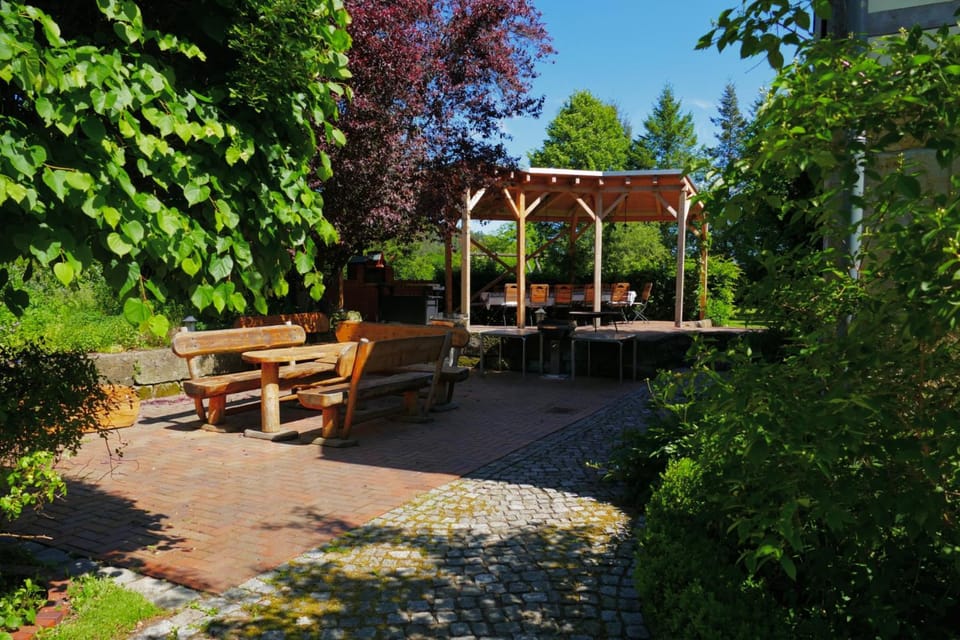 BBQ facilities, Balcony/Terrace, Seating area