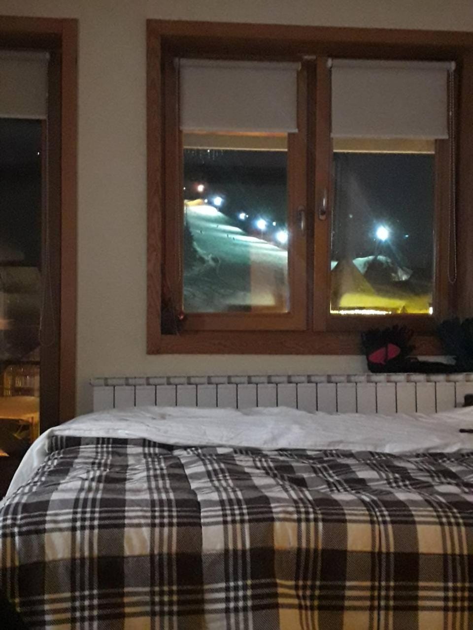 Bed, Night