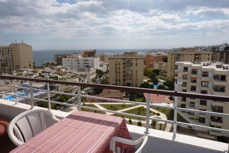 Day, Balcony/Terrace, City view