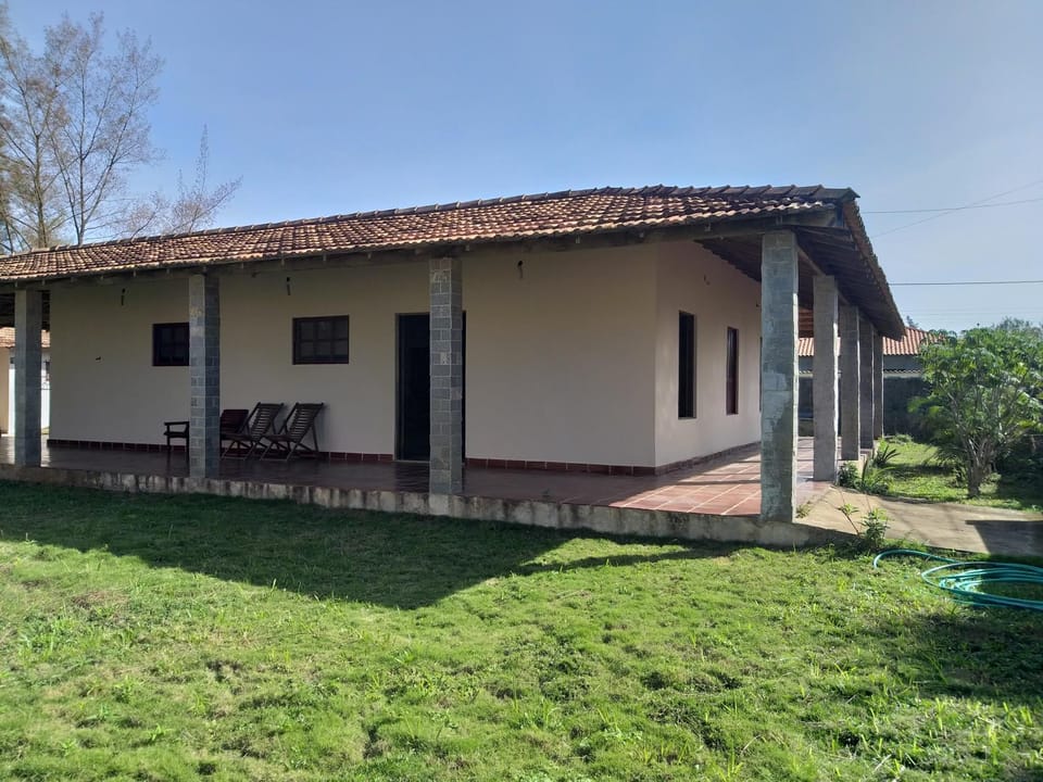Casa em Grussaí de 4 quartos House in São João da Barra