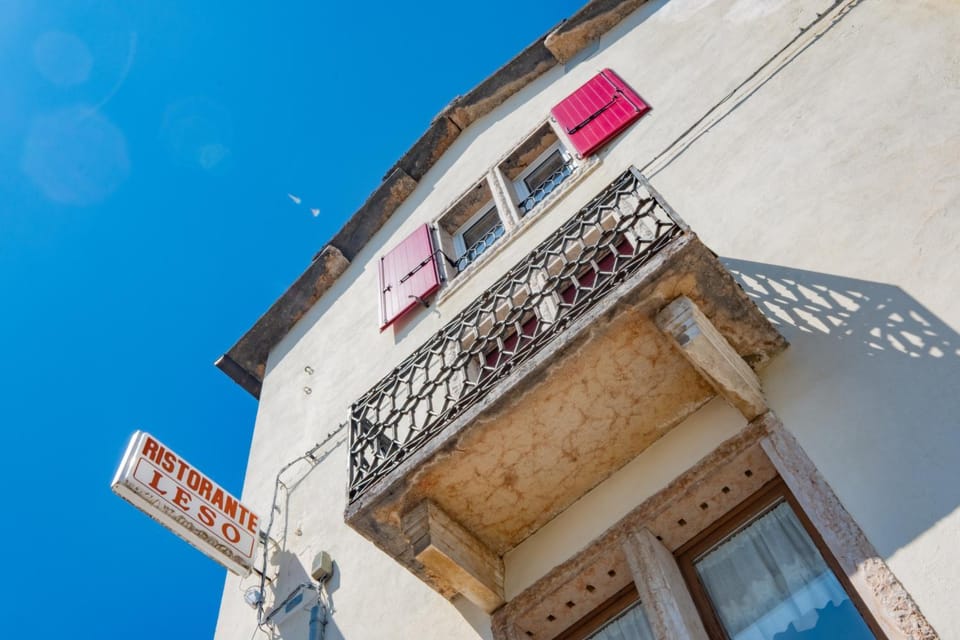 Property building, Street view