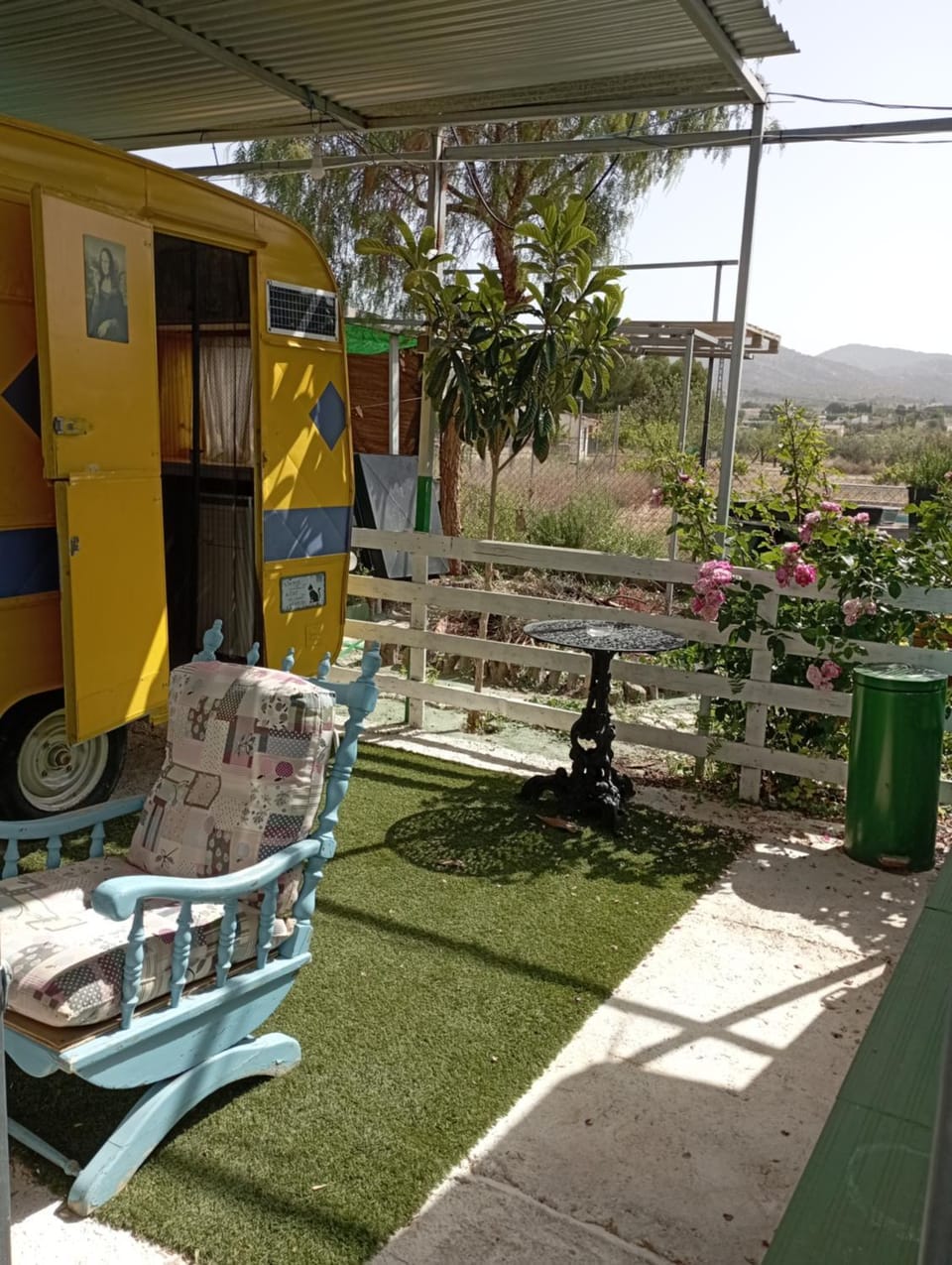 Caravanas y habitaciones para relajarse Country House in Costa Blanca