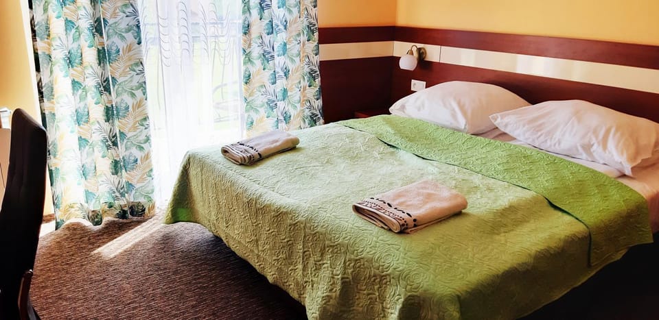 View (from property/room), Other, Photo of the whole room, Decorative detail, Bedroom, On site, Area and facilities