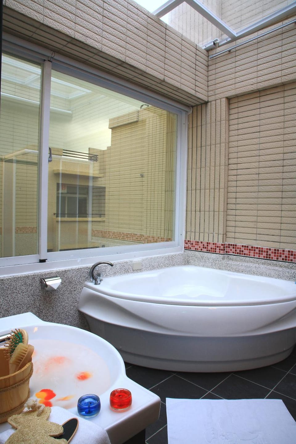 Moon Villa Hotel in Kaohsiung