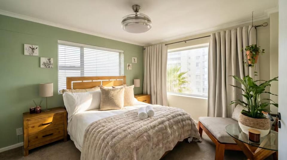 Bed, Photo of the whole room, Bedroom, Sea view