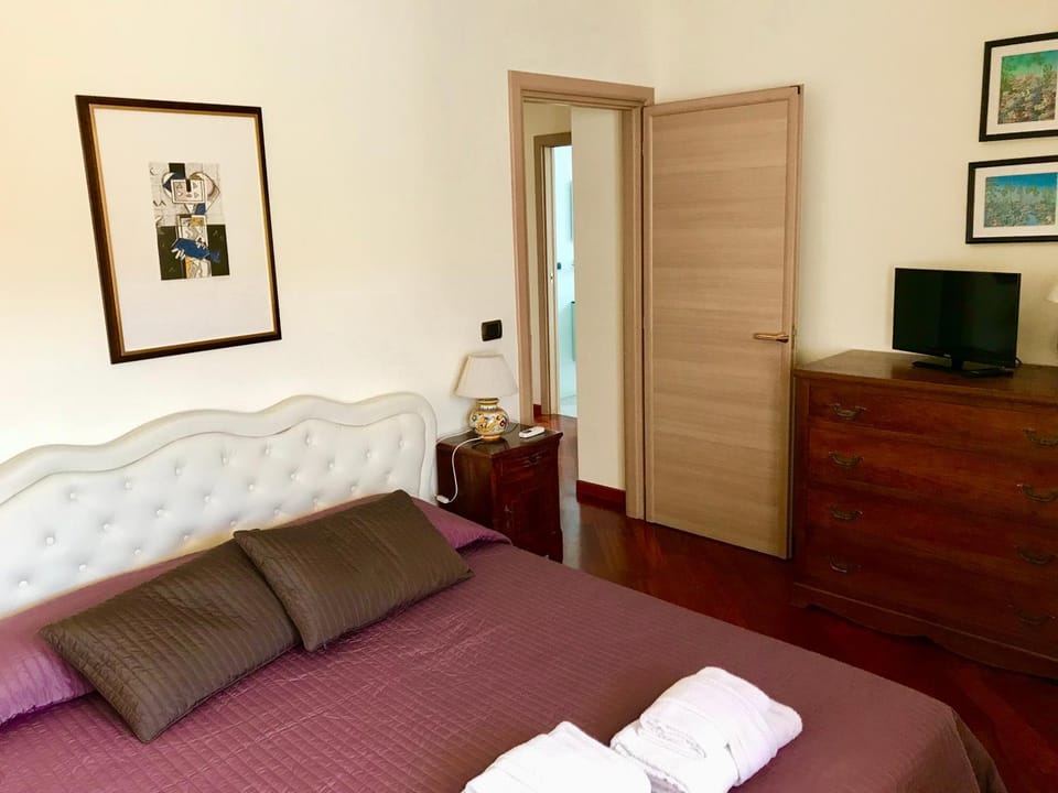 TV and multimedia, Bedroom