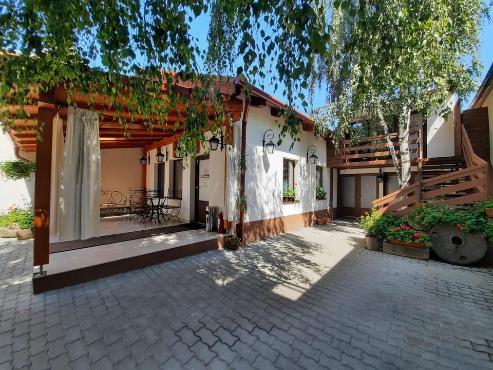 Korona Panzió Bed and Breakfast in Romania
