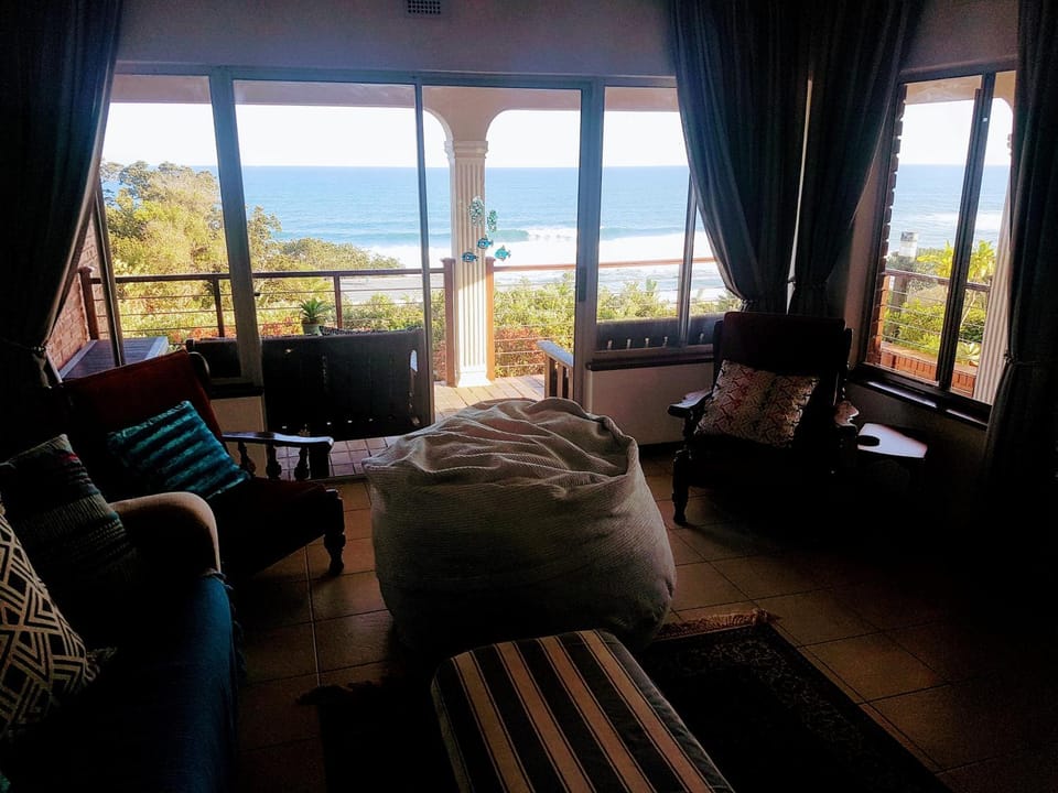 Living room, Sea view