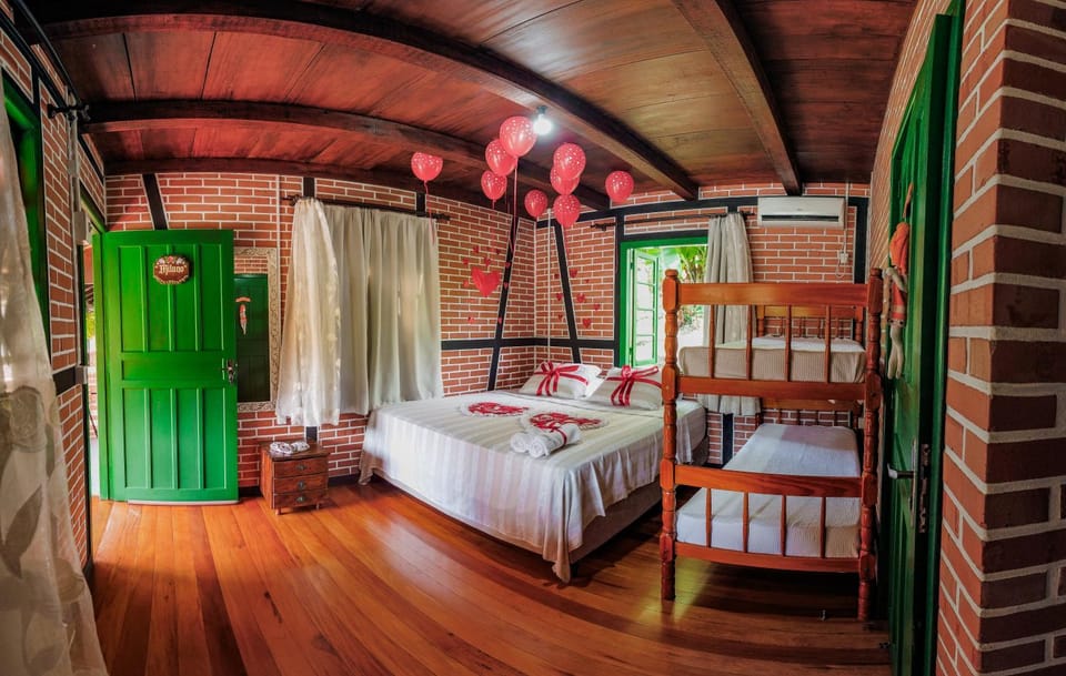 Bed, Photo of the whole room, Bedroom, bunk bed, minibar, towels