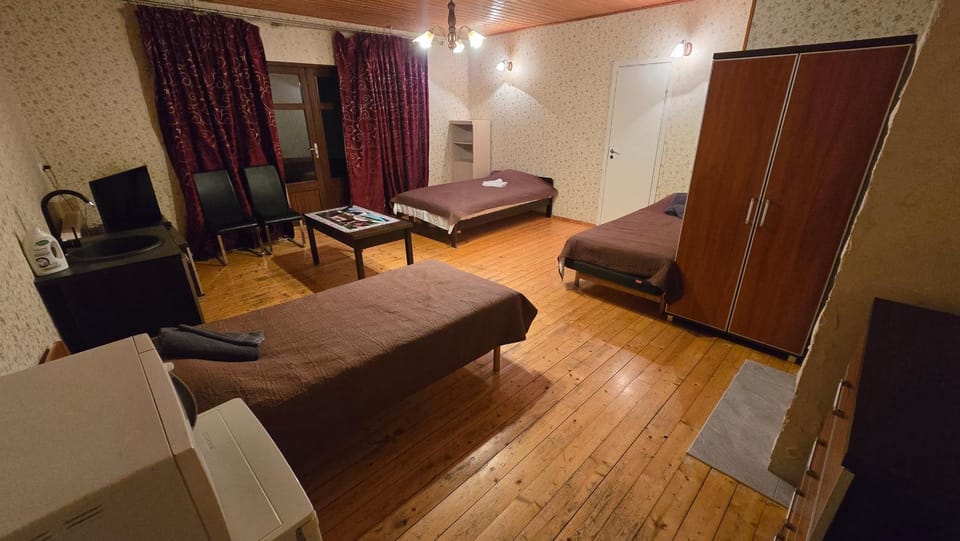 Communal lounge/ TV room, Bed, Living room, Photo of the whole room, Seating area, Bedroom