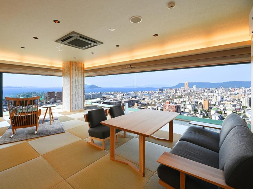 View (from property/room), Living room, Dining area, City view, Mountain view