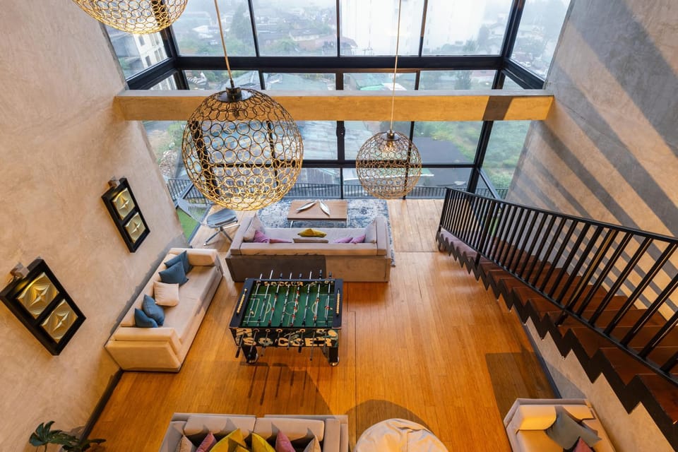 Living room, Seating area