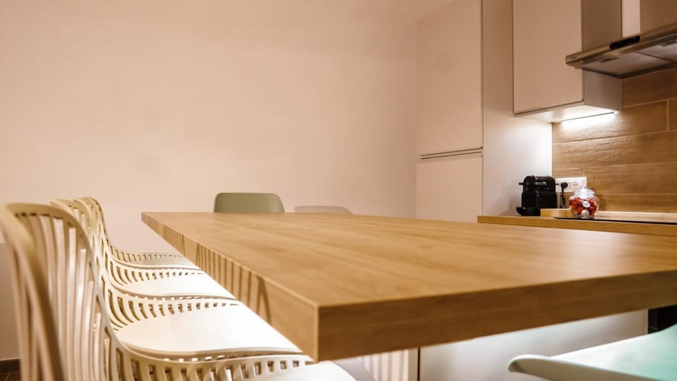 Kitchen or kitchenette, Living room, Dining area