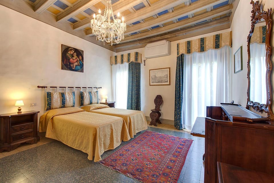 Palazzo Bucciolini Apartment in Florence