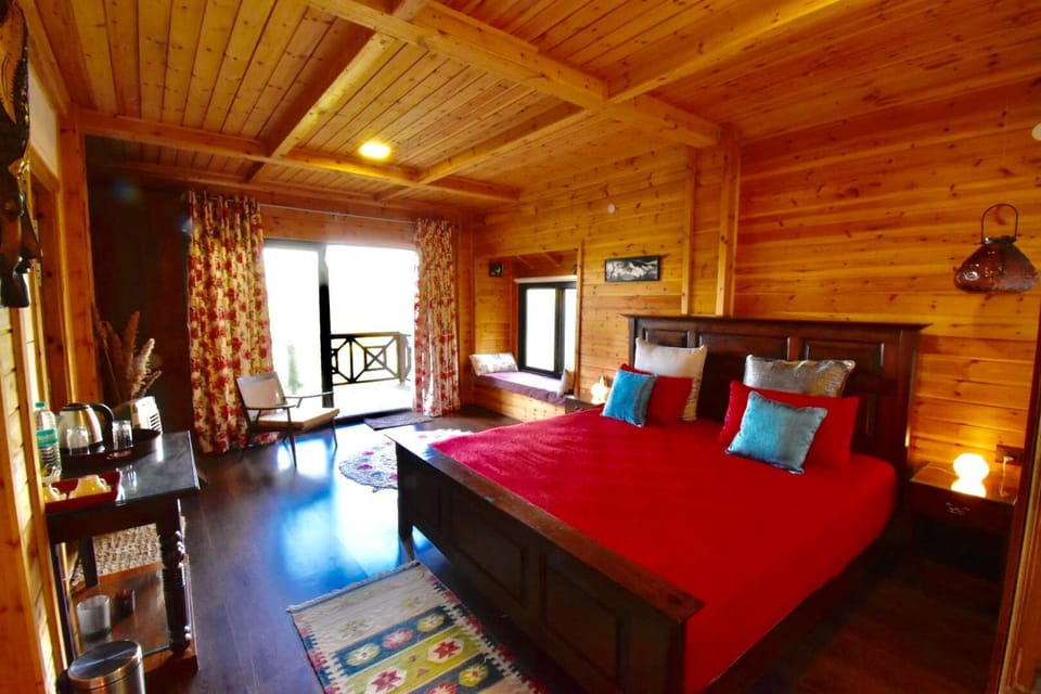 Bed, Bathroom, Photo of the whole room