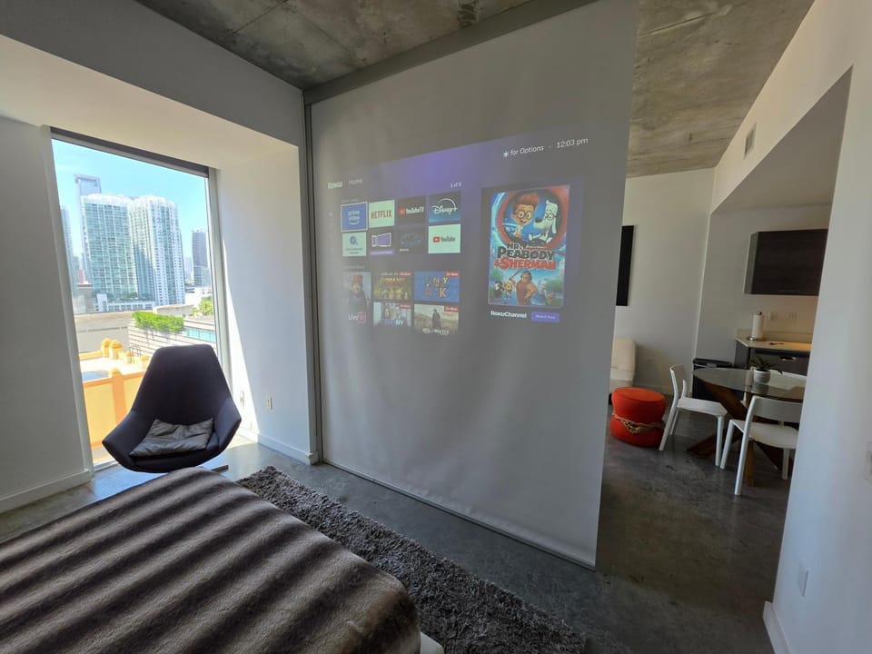 Communal lounge/ TV room, Bed, TV and multimedia, Evening entertainment, Bedroom