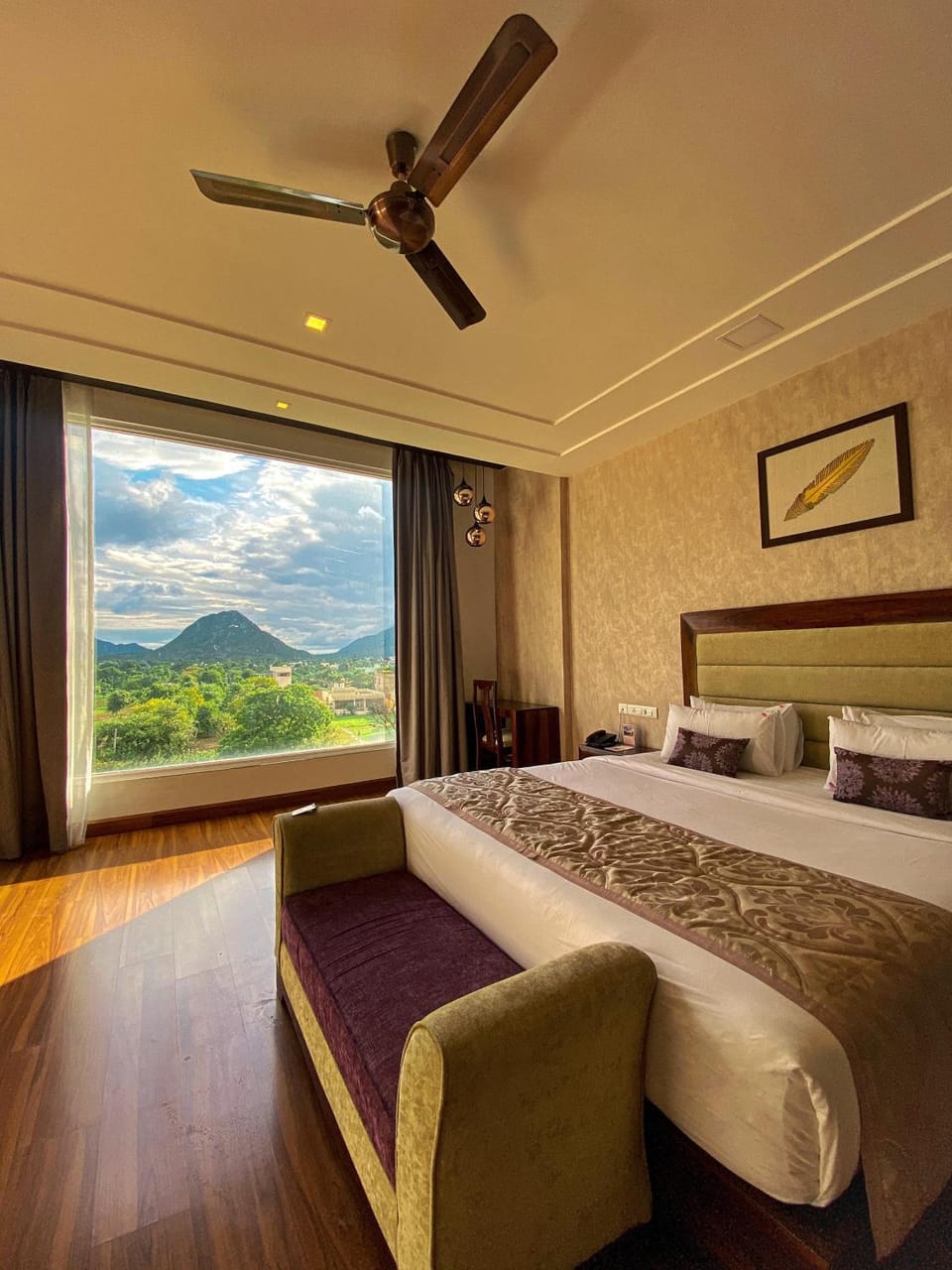Bed, View (from property/room), Bedroom, Mountain view