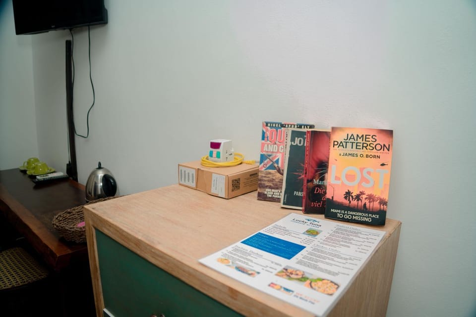 Food, Area and facilities