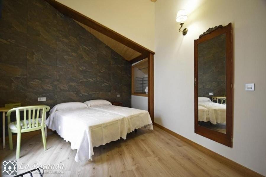 Apartamentos La Rocanda Apartment in Castile and León