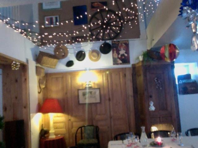 L'AUBERGE CHEZ LEON Bed and Breakfast in Provence-Alpes-Côte d'Azur