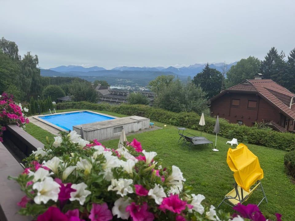 Garden view, Mountain view