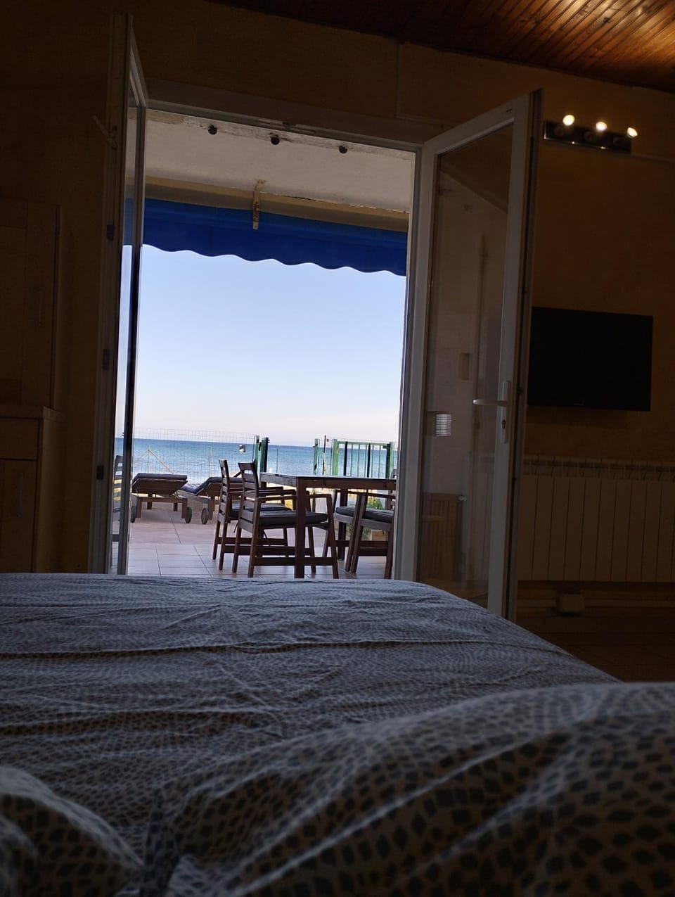 Le Surplage Motel in Hyères