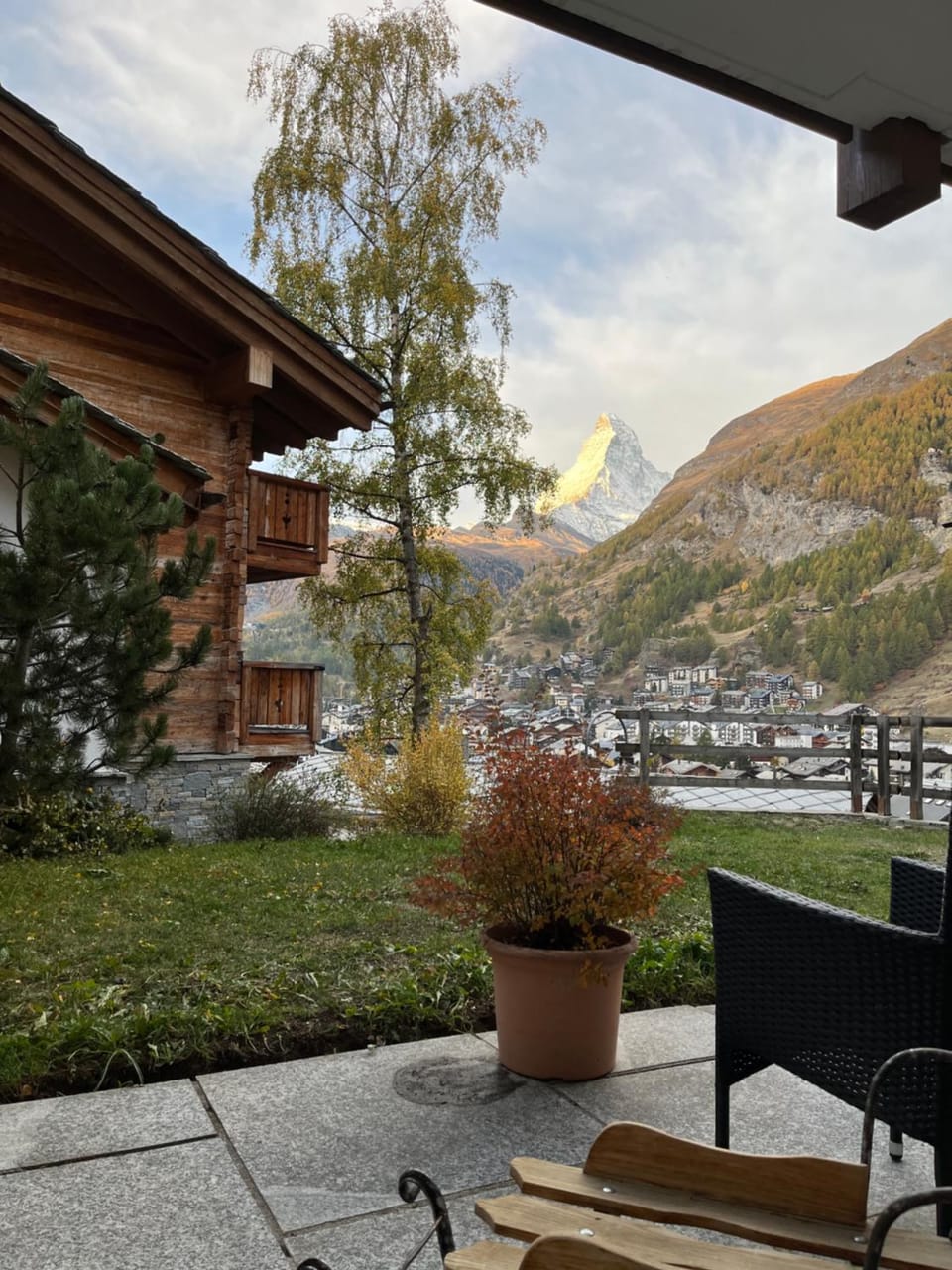 View (from property/room), Balcony/Terrace, Mountain view