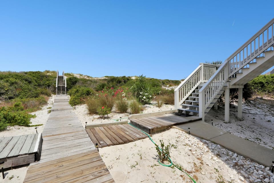 A Tropical Breeze by Pristine Properties Vacation Rentals House in Florida