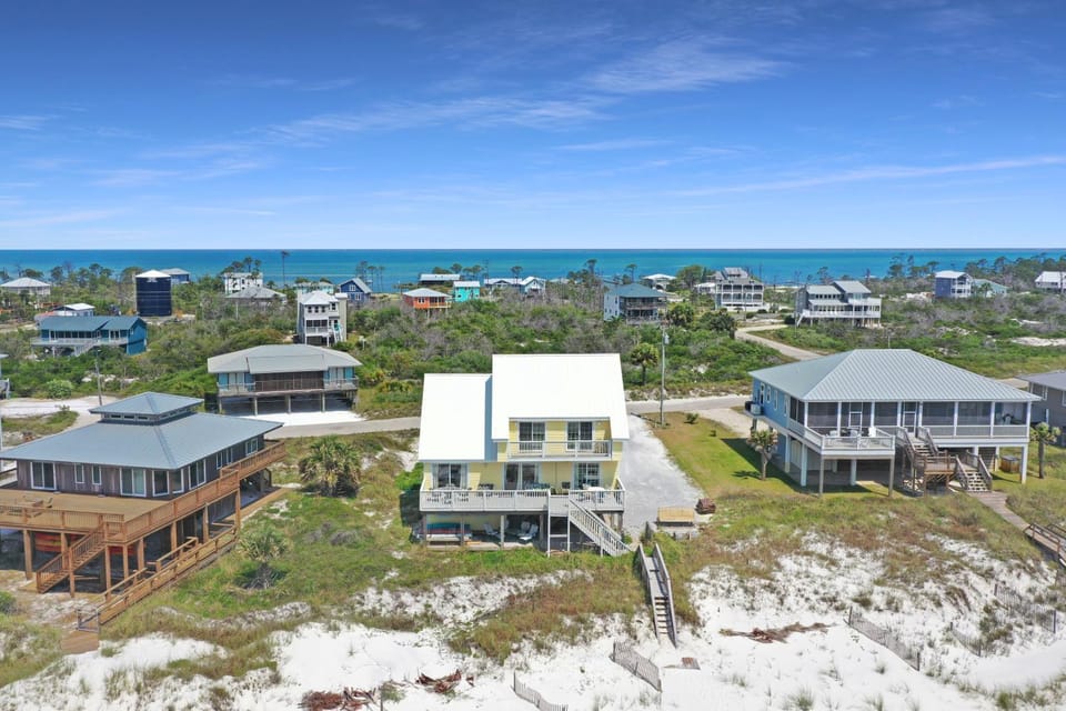 Pelican by Pristine Properties Vacation Rentals House in Florida