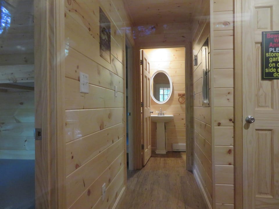 Toilet, Bathroom