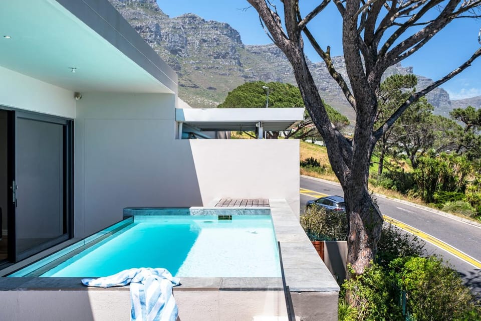 Mountain view, Swimming pool