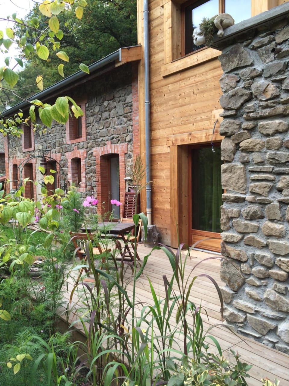 Facade/entrance, Activities, Fishing, Garden, Balcony/Terrace, Bedroom, Garden view, Garden view, River view, River view