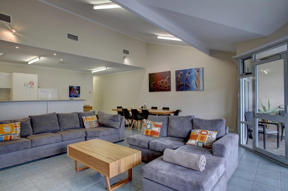 Balcony/Terrace, Living room, Beach